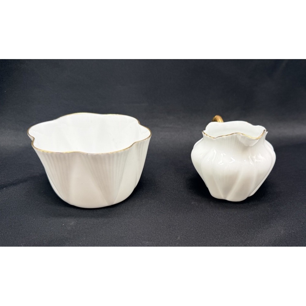 Shelley England Dainty White Gold Trim Bone China Creamer and Sugar Bowl Set - Picture 6 of 7